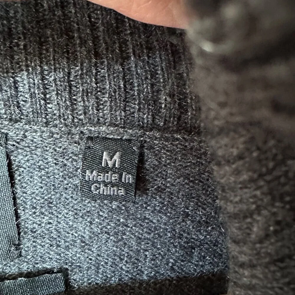 Saks Fifth Avenue Cashmere Cowl Neck Sweater Grey Quiet Luxury Minimalist Size M - Picture 7 of 7